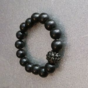 Black bead bracelet